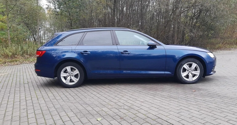 Audi A4 cena 64999 przebieg: 156000, rok produkcji 2016 z Młynary małe 254